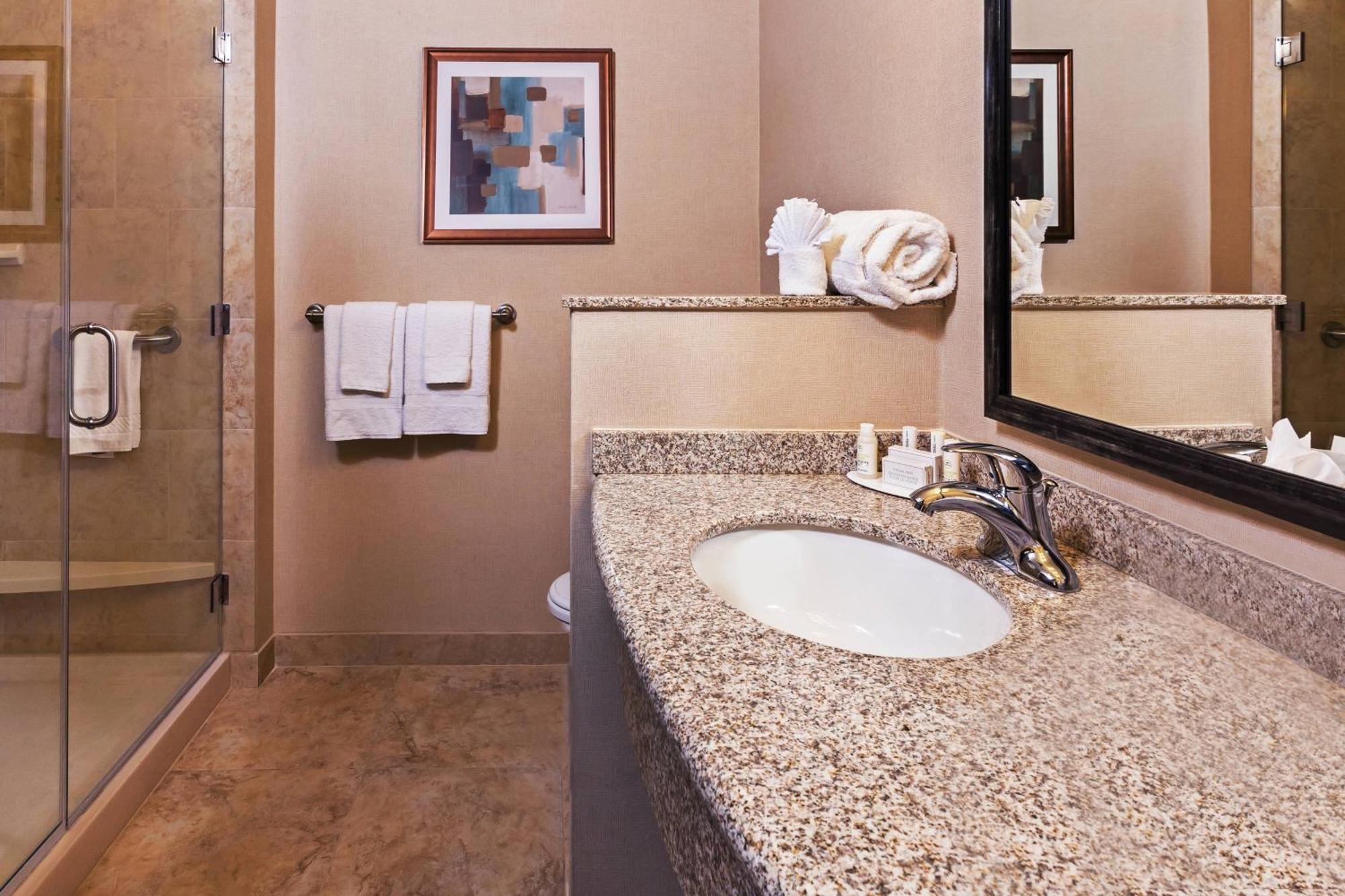 Courtyard By Marriott Odessa Hotel Buitenkant foto