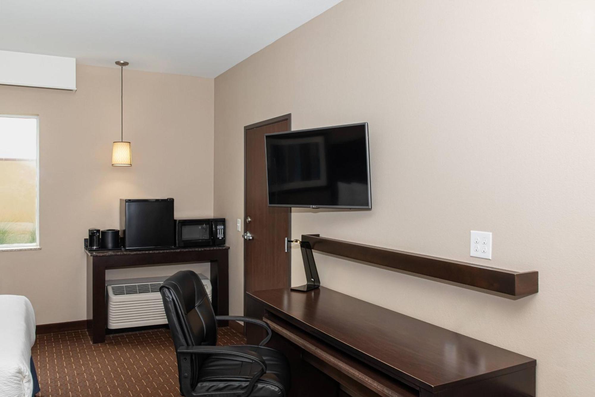 Courtyard By Marriott Odessa Hotel Buitenkant foto
