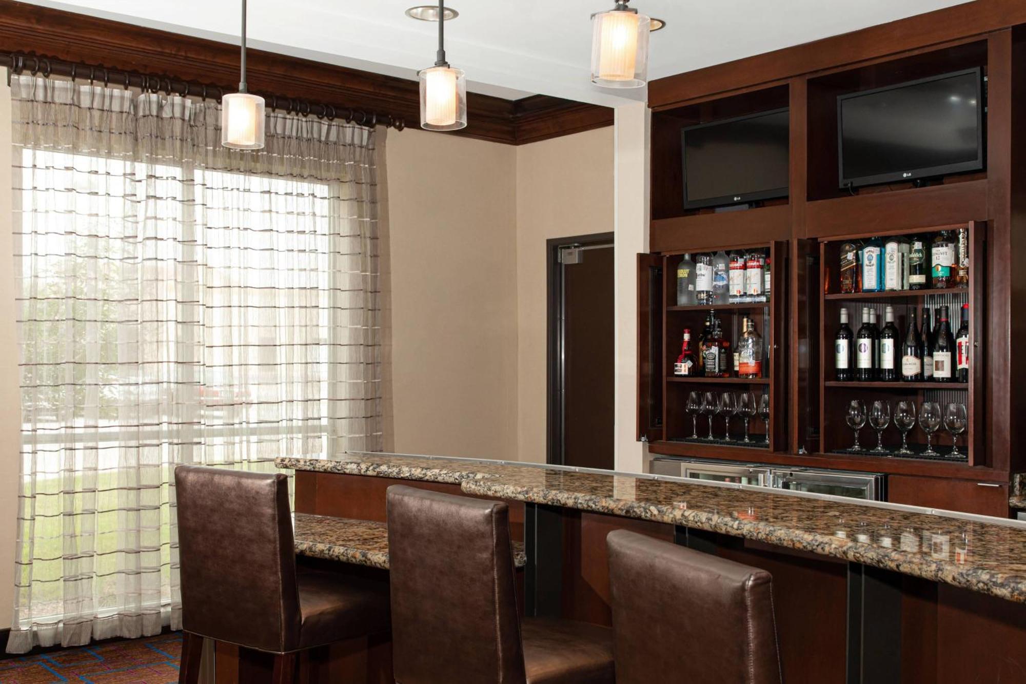 Courtyard By Marriott Odessa Hotel Buitenkant foto